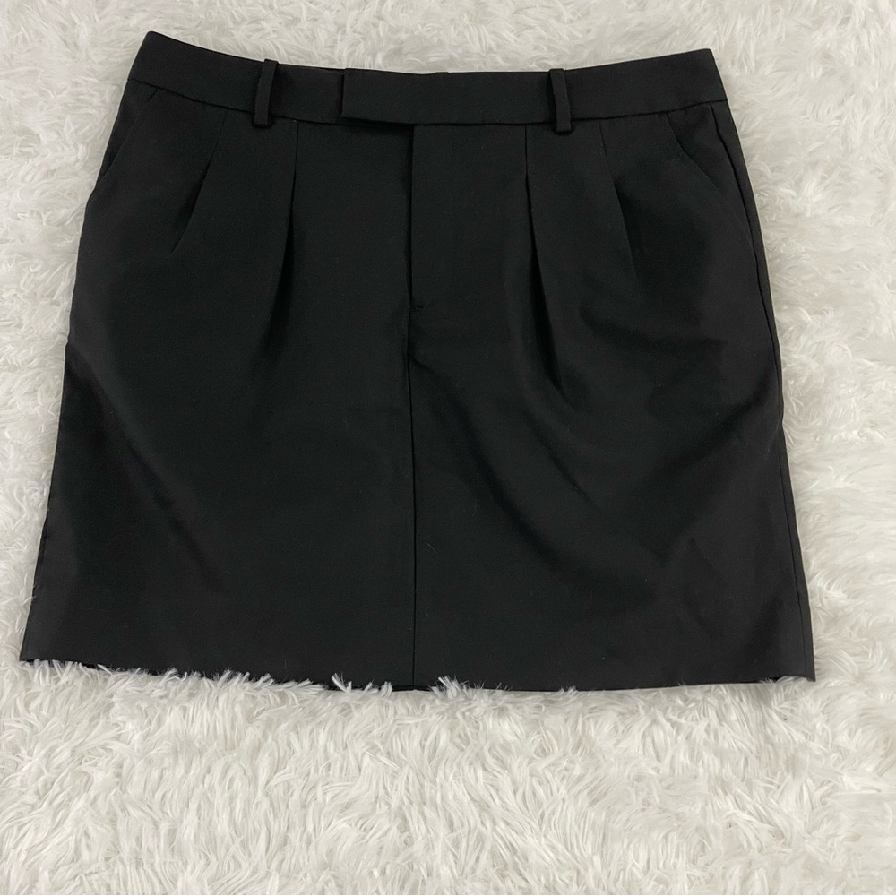 Gap Career Skirt Women’s size 12 Black Pleated With pockets and belt loops